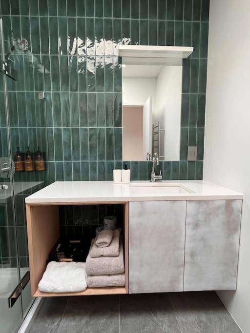 New Ample And Cozy One Bedroom Apt In Brooklyn At Rem-Casa نيو يورك المظهر الخارجي الصورة
