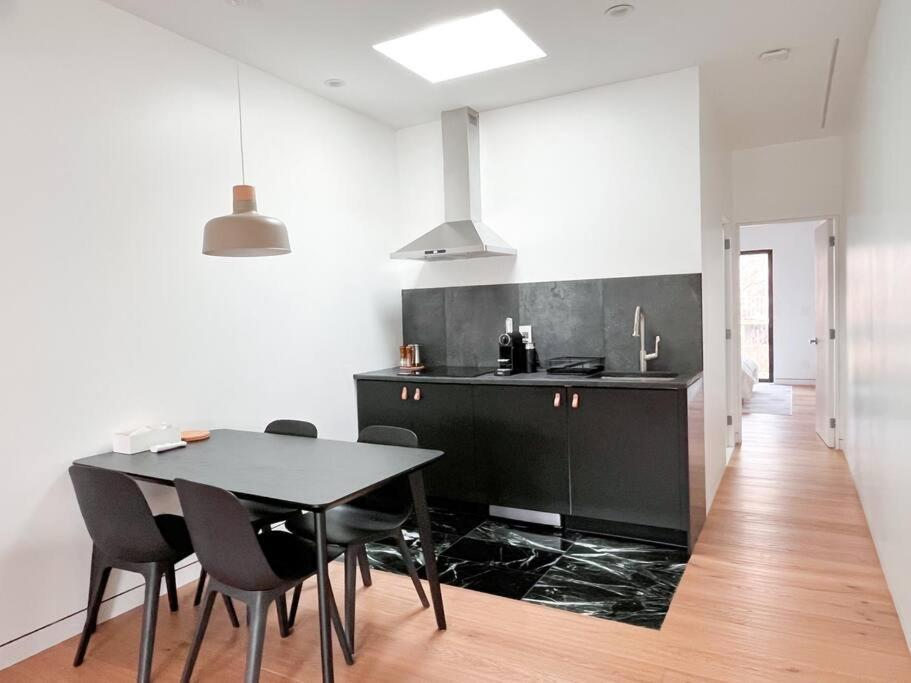New Ample And Cozy One Bedroom Apt In Brooklyn At Rem-Casa نيو يورك المظهر الخارجي الصورة